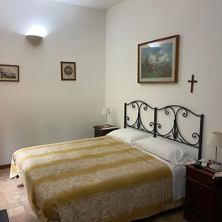 Luca Farm stay Sant'Agata di Militello